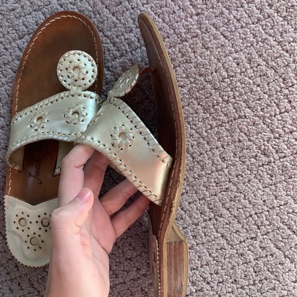 JACK ROGERS - Picture 4 of 12